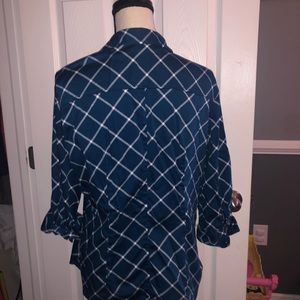 3/4 Sleeve Button-Up